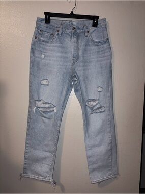 Light Blue Distressed women’s Jeans - Classic Casual Fit